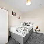 Meadows Cozy & Comfy 5br House By Altoluxo Short Lets & Serviced With Free Wifi & Parking 公寓 布里斯托