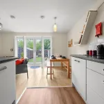 Meadows Cozy & Comfy 5br House By Altoluxo Short Lets & Serviced With Free Wifi & Parking 公寓 布里斯托
