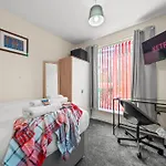 Meadows Cozy & Comfy 5br House By Altoluxo Short Lets & Serviced With Free Wifi & Parking * 布里斯托