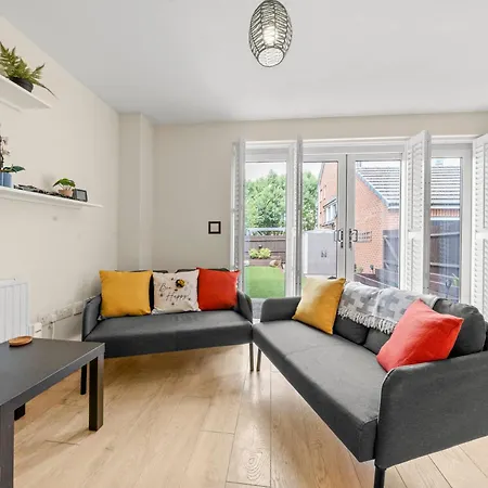 Meadows Cozy & Comfy 5br House By Altoluxo Short Lets & Serviced With Free Wifi & Parking Bristol