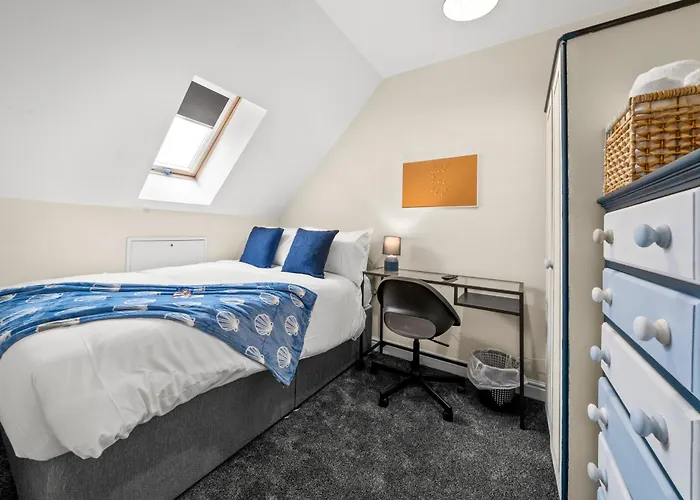 Meadows Cozy & Comfy 5br House By Altoluxo Short Lets & Serviced With Free Wifi & Parking Apartment *