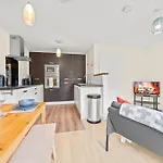 Meadows Cozy & Comfy 5br House By Altoluxo Short Lets & Serviced With Free Wifi & Parking * Μπρίστολ