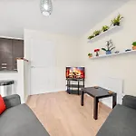 Meadows Cozy & Comfy 5br House By Altoluxo Short Lets & Serviced With Free Wifi & Parking * Μπρίστολ