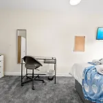 Meadows Cozy & Comfy 5br House By Altoluxo Short Lets & Serviced With Free Wifi & Parking * Μπρίστολ