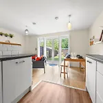 Meadows Cozy & Comfy 5br House By Altoluxo Short Lets & Serviced With Free Wifi & Parking