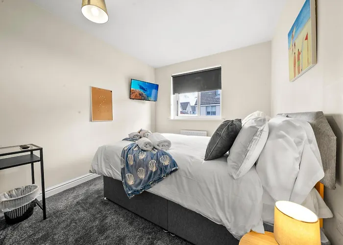 Meadows Cozy & Comfy 5br House By Altoluxo Short Lets & Serviced With Free Wifi & Parking * Bristol